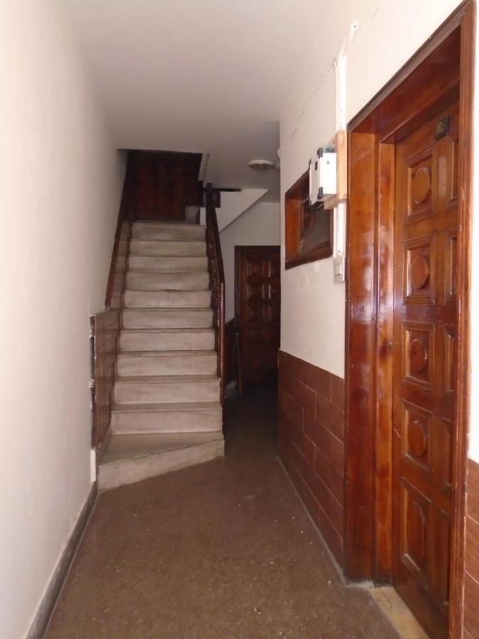Hotel Magnolia Mallroad Manali ภายนอก รูปภาพ